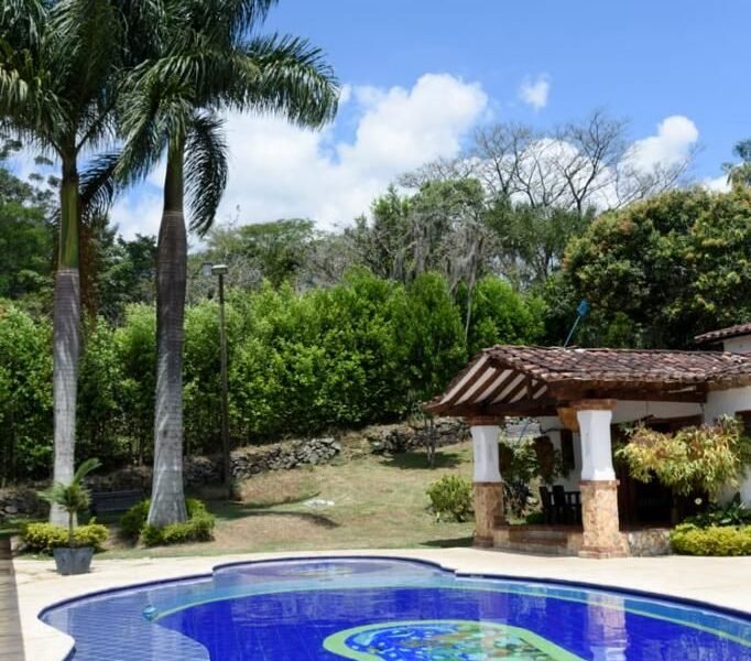 3. Finca en Copacabana