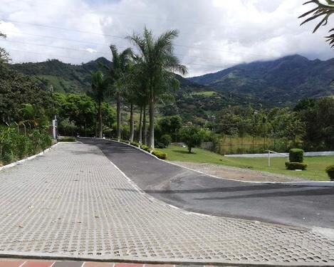 3. Finca en Copacabana