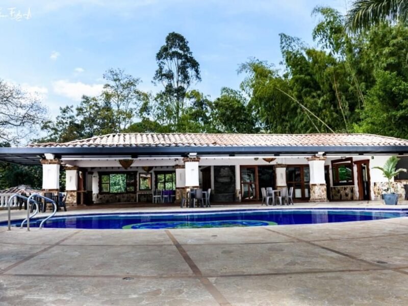 3. Finca en Copacabana