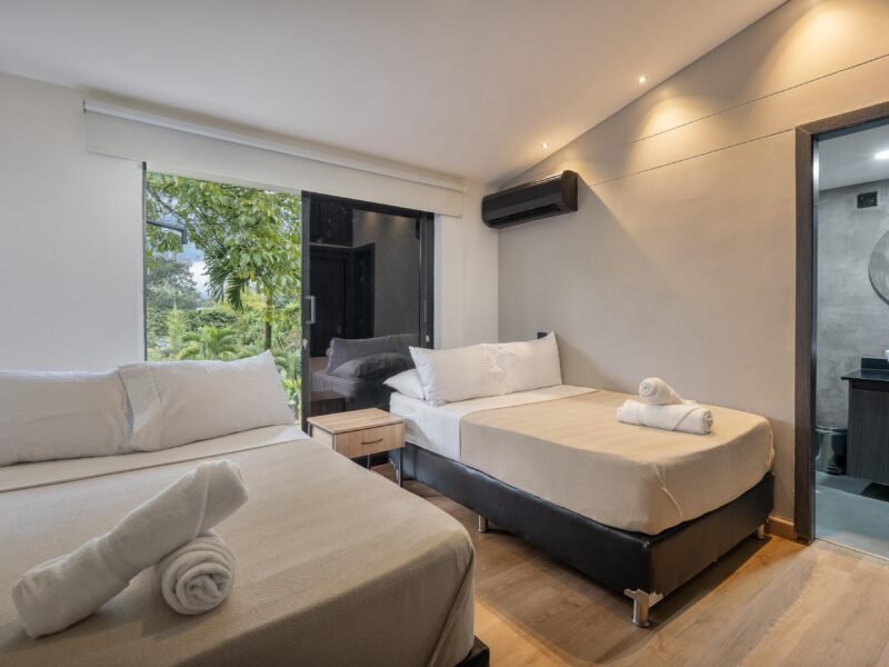 7. Casa Poblado VILLA SAN LUCAS