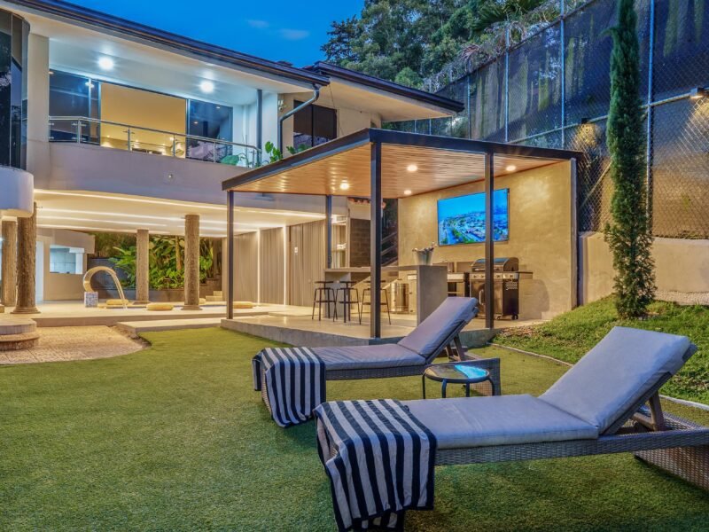 7. Casa Poblado VILLA SAN LUCAS