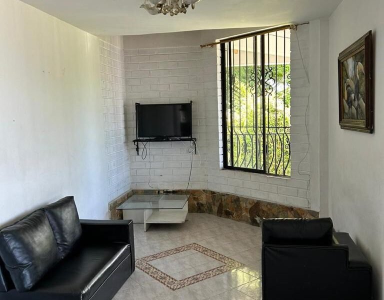 13. Finca en Parcelación El Limonar