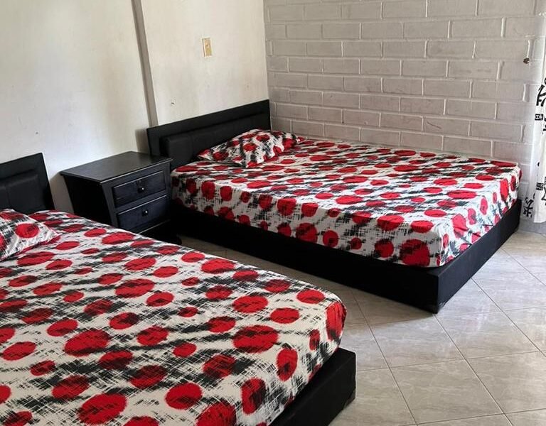 13. Finca en Parcelación El Limonar