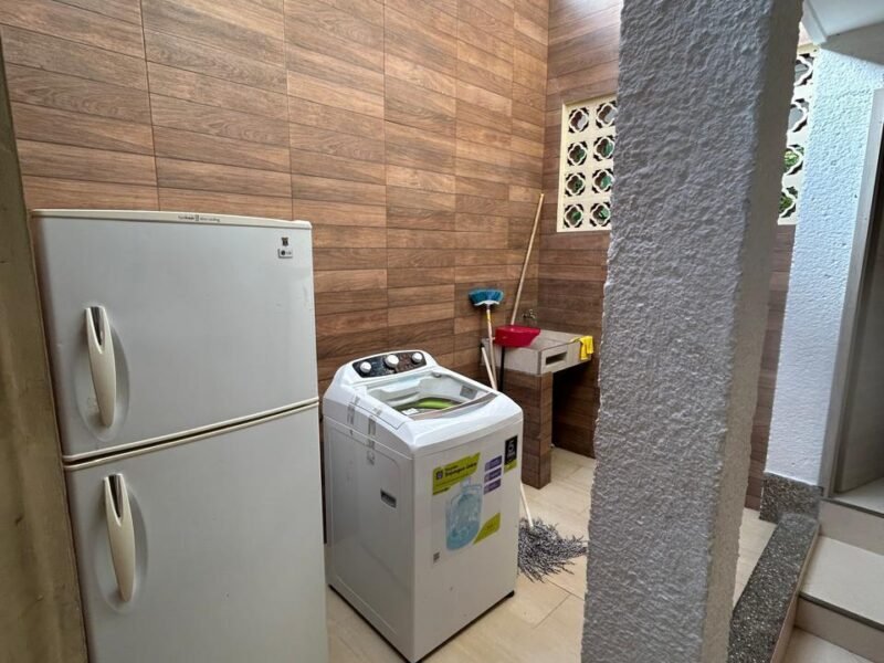 13. Finca en Parcelación El Limonar