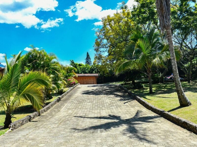 12. Finca en Parcelación El Limonar