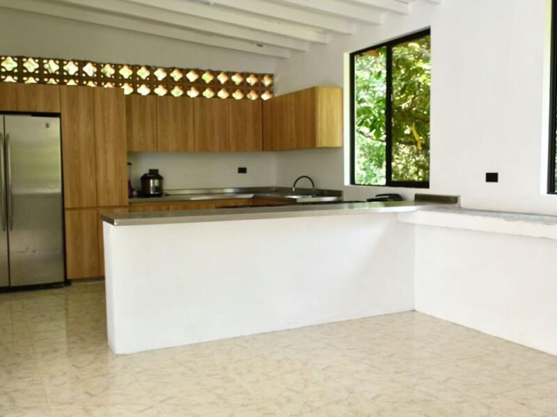 12. Finca en Parcelación El Limonar