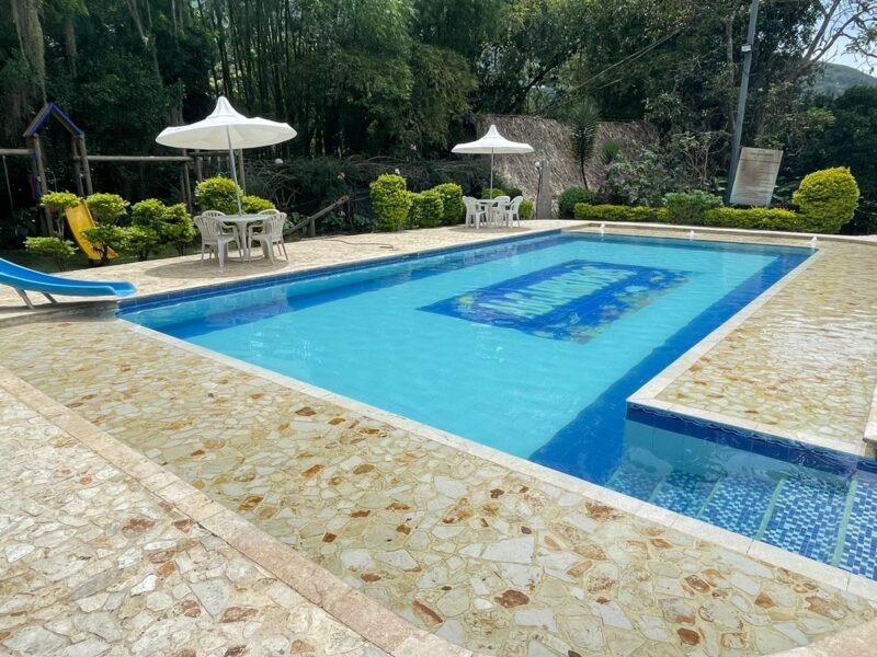 15. Finca Vereda el Zarzal Copacabana