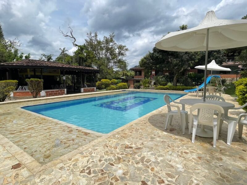 15. Finca Vereda el Zarzal Copacabana