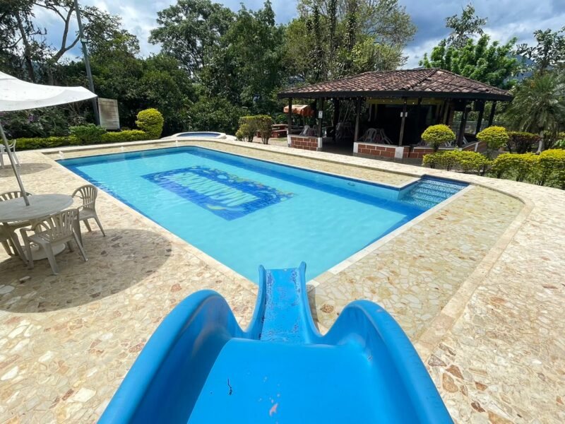 15. Finca Vereda el Zarzal Copacabana