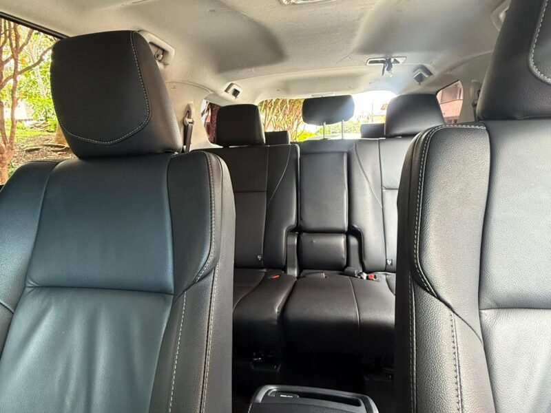 FORTUNER BLANCA 2024 7 PUESTOS