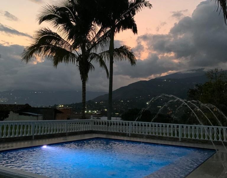 27. Finca en Copacabana