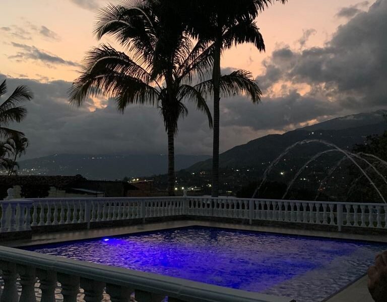 27. Finca en Copacabana