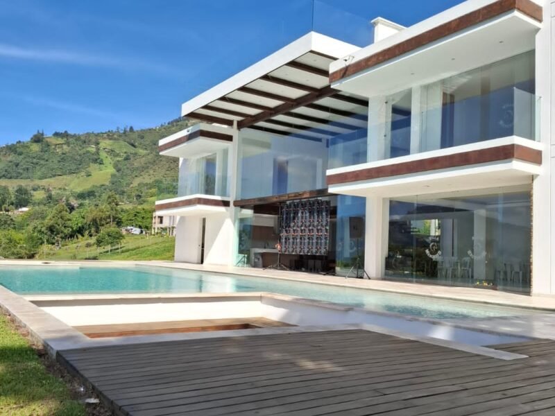 14. Finca en Copacabana