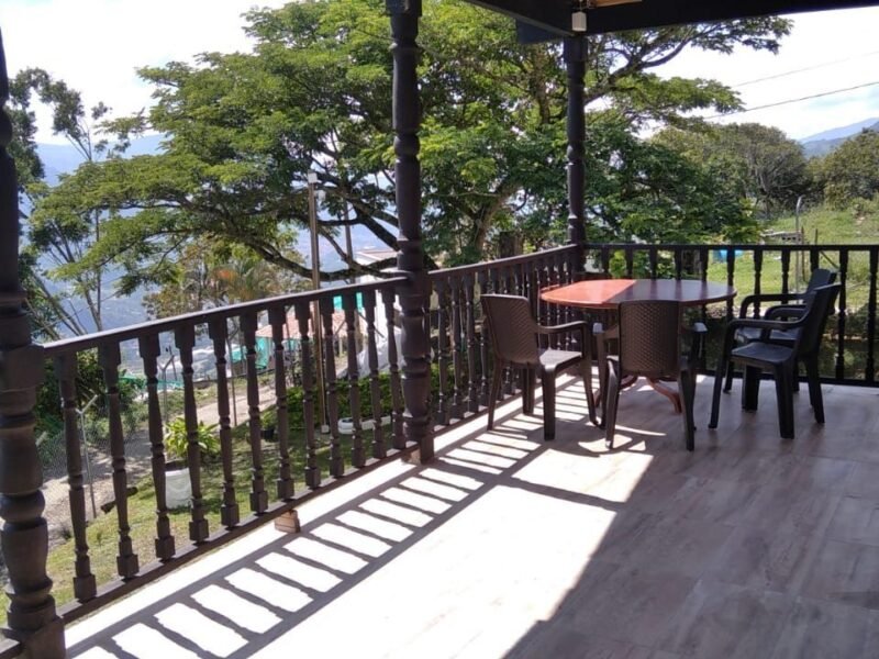 29. Finca en Parcelación El Limonar