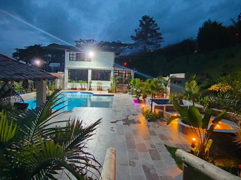 29. Finca en Parcelación El Limonar