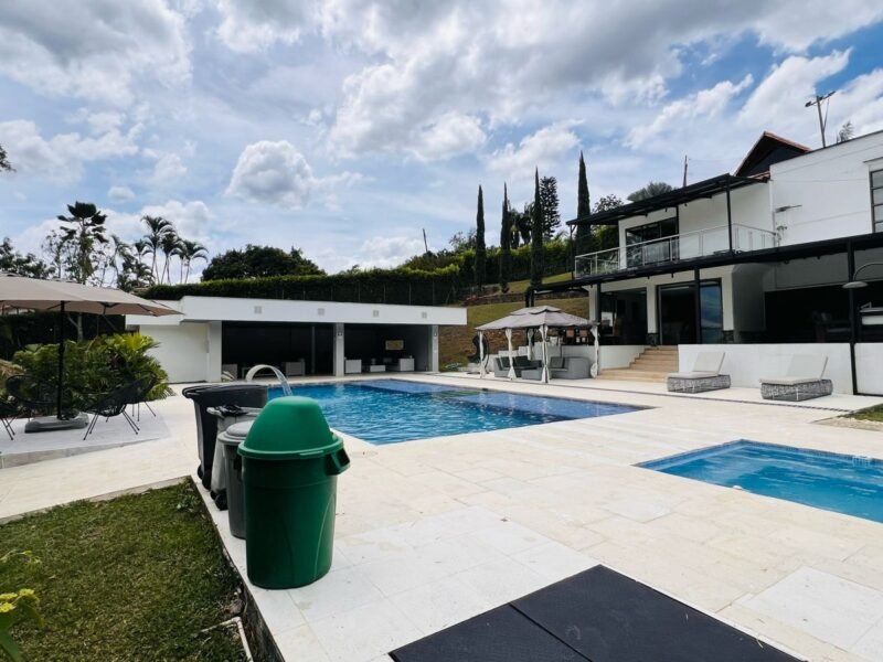 23. Finca en Copacabana verdeda la Chosca