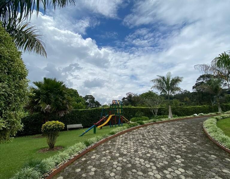 26. Finca en parcelación en Barbosa