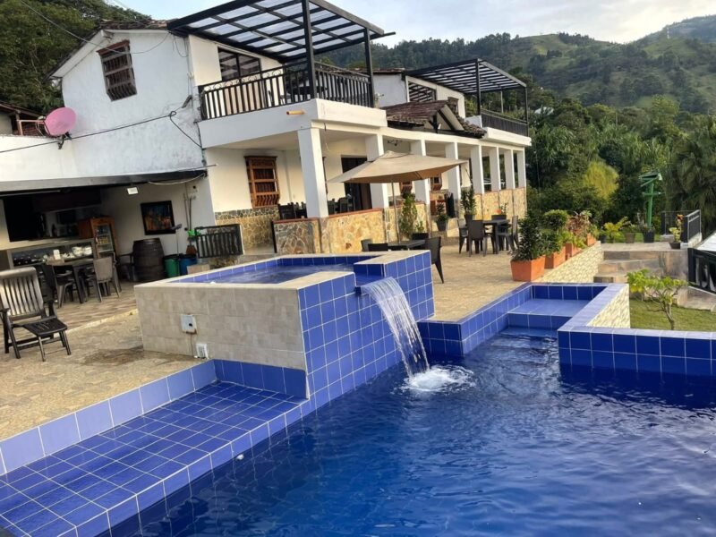 20. Finca en Copacabana vereda el Cabuyal