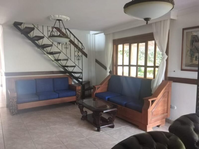 30. Finca en Parcelación El Limonar